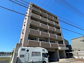 香川県高松市木太町2337-4（賃貸マンション1K・3階・30.90㎡） その1