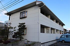 香川県高松市松縄町32-4（賃貸アパート1K・2階・24.00㎡） その1