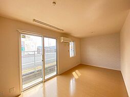 ミ　シェール　エクラ 105 1階1LDKのリビング/ダイニング