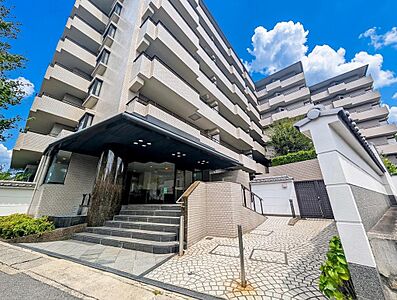 外観:三井不動産旧分譲・106戸の大規模レジデンス 外観:三井不動産旧分譲・106戸の大規模レジデンス