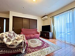 熊本市南区幸田一丁目 4LDKのリビング/ダイニング