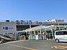 周辺：営業時間はホームセンターフロアが9:00～20:00、家具フロアが10:00～20:00となっています。大型の無料駐車場も完備しており、車での来店にも便利です。