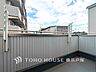 その他：【Balcony】ずっと太陽を感じる事ができるのは、遮るものが視界に無いから。彼方に広がる風景が絵画のように広がります。