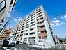 外観：「Appearance」表現された空間は豊かな光と風を纏い、暮らしの時間を豊かにしてくれます。デザインされた空間と競い合うかのような充実した建物設備も家族の時間を彩ってくれることでしょう。
