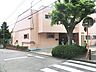 周辺：たまプラーザ駅から徒歩圏内に位置し、キリスト教を基盤に、のびのびと遊び、豊かな心と自発性を育むアットホームな保育を提供しています。