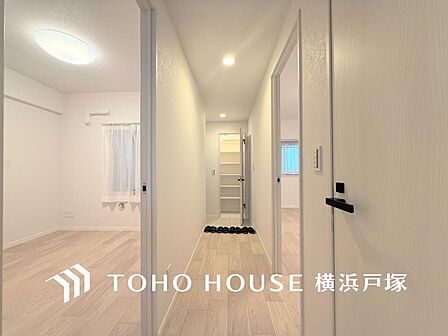 住まう方でカスタマイズしていただけるシンプルなデザインの内装。ご自身で素敵な空間を創り上げられます。
