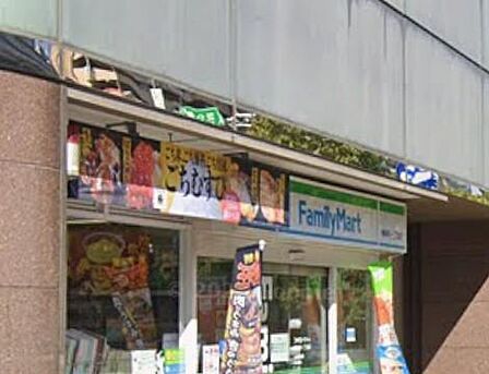 ファミリーマート東麻布一丁目店まで約189m