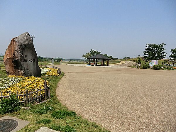 周辺を拡大表示