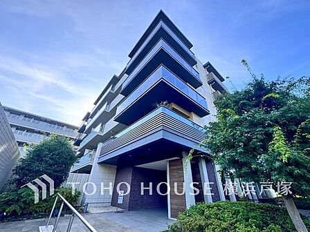 贅沢といえるほどの豊かな居住性と、プライドを満たすクオリティが見事に調和した住空間。