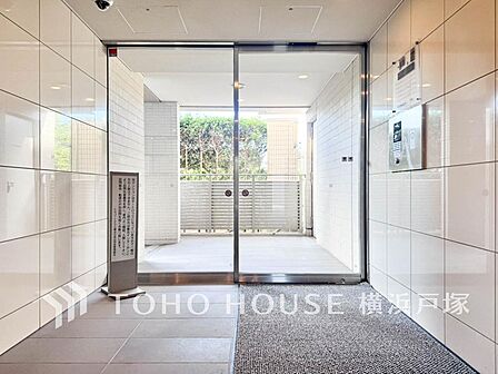 訪れる方へ古来からの伝統美を伝えてくれる空間です。温故知新のコンセプトを静かに力強く表現しています。
