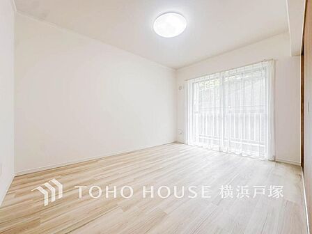 【Room】心安らぐプライベート空間。シンプルで機能的な居室が、日々の生活に快適さと豊かさをプラスします。