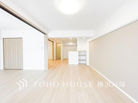 家は、ただ生活する場ではなく、笑顔の毎日、安らぎの日々のために、暮らしを愉しく、快適にする場所。