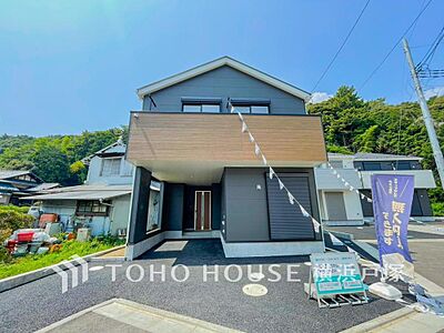 外観:【Appearance】その邸が魅せる、気品・上質・重厚感・細やかさ、そのすべては訪れた者に安らぎと品性を与える特別な空間。(1号棟) 外観:【Appearance】その邸が魅せる、気品・上質・重厚感・細やかさ、そのすべては訪れた者に安らぎと品性を与える特別な空間。(1号棟)