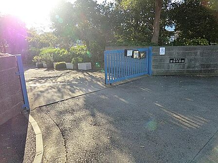 横浜市立深谷中学校(750)