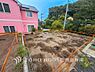 外観：開放感あふれる街並みに包まれ、心地よい陽光が住まいを彩る穏やかな住環境です。(2026.9撮影)