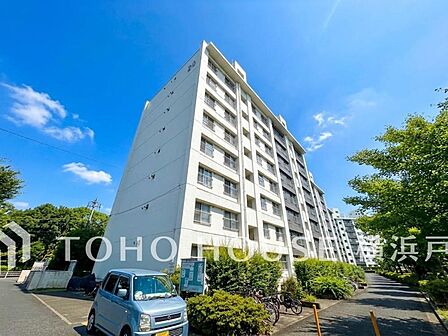 緑を身近に感じる穏やかな街並みに、家族の暮らしを受け止める72?の4LDK。開放感を演出する可変性のある空間と新設WICが魅力の住まいです。
