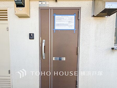 帰るたびに心がほどける、洗練と温もりが調和する空間。家族とお客様を心地よく迎えます。