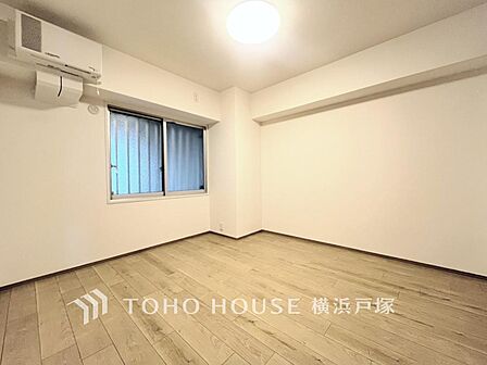 暖色系の照明は、心理的にも落ち着きを得られやすいそうです。