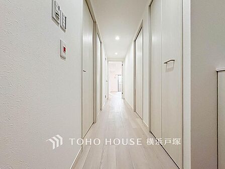一日の中で多くの時間を過すことになる住まいだからこそ、いつも穏やかな空間であるように心掛けています。