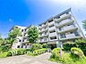 外観：【Appearance】住む人を映し出す洗練された佇まいは、いつまでも輝き続けながらいつしか街の風景に溶け込んでいきます。