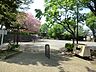 周辺：弥生台西公園（190ｍ）弥生台西公園まで190m 大きな通り沿いにある公園ですが、豊富なお花の種類を楽しめる公園です。斜面を使って遊ぶスペースと遊具で遊ぶスペースに分かれています。
