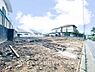 外観：完成に向けて工事が進む戸建て住宅。これから整えられる外観や住空間を思い描きながら、新しい住まいで過ごす日々に期待が膨らみます。(2026.9撮影)
