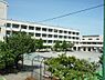 周辺：横浜市立坂本小学校（950ｍ）