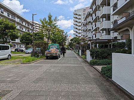 敷地内道路