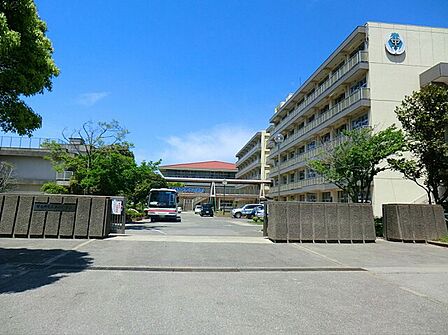 習志野市立第七中学校1240m徒歩16分