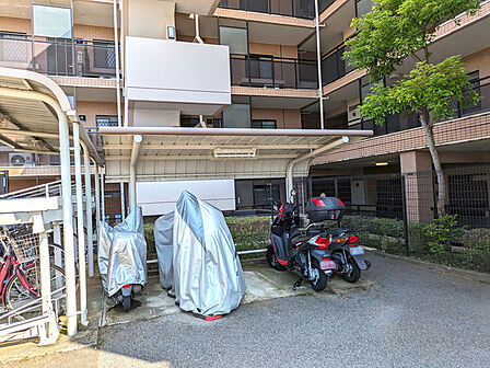 バイク置き場