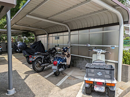 バイク置き場ございます