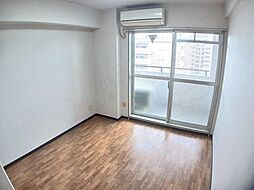 京都市営烏丸線 五条駅 徒歩1分の賃貸マンション 11階ワンルームのリビング/ダイニング