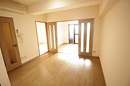 JR山陰本線 太秦駅 徒歩2分の賃貸マンション 3階2DKのリビング/ダイニング