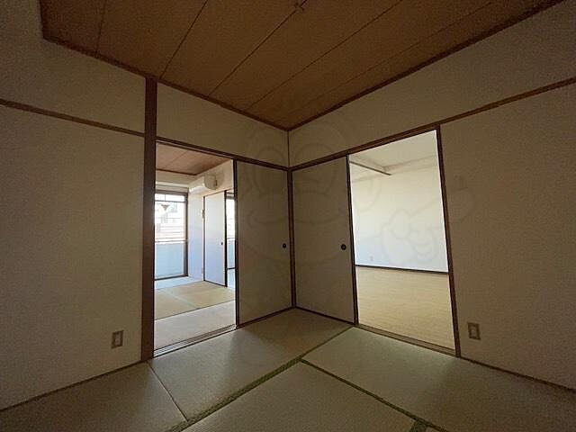 寝室