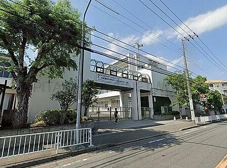 横浜市立岡野中学校