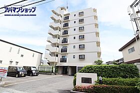 ユニライフ大和高田II  ｜ 奈良県大和高田市三和町（賃貸マンション3LDK・6階・70.56㎡） その1