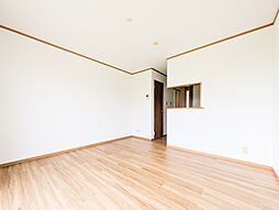 ソルボンヌ B 1階2LDKのリビング/ダイニング