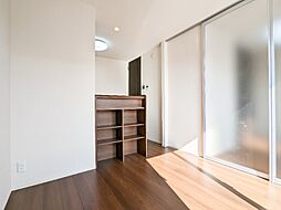 プレミスト IV 1階1LDKのリビング/ダイニング