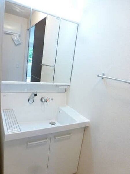 detached 群馬県太田市東長岡町

地図を見る