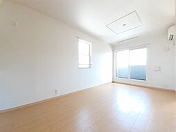 ロッソフィオーレ C 2階2LDKのリビング/ダイニング