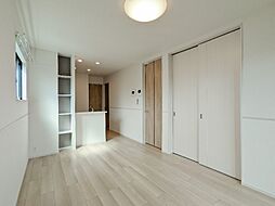 メゾン ド ファミーユ II 2階2LDKのリビング/ダイニング