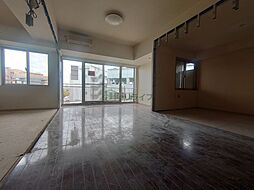 都営大江戸線 清澄白河駅 徒歩7分の賃貸マンション 8階2LDKのリビング/ダイニング