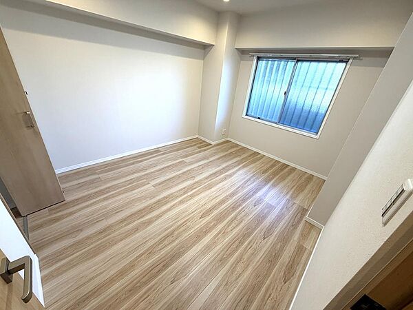 寝室を拡大表示