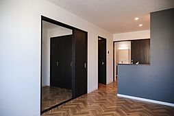 フローネル西新南 302 3階1SLDKのリビング/ダイニング