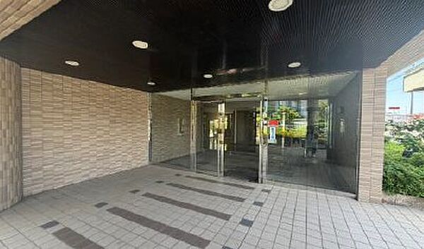 エントランスを拡大表示
