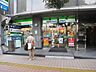 周辺：ファミリーマート船橋駅北店 徒歩3分。 210m