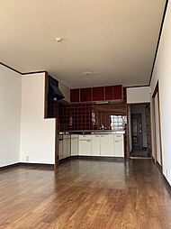 YSビル岡南 3階3LDKのリビング/ダイニング