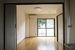 ホワイトメゾン学南1棟 1階1Kのリビング/ダイニング