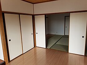 岡山県岡山市北区伊島町2丁目（賃貸マンション3LDK・4階・78.00㎡） その9