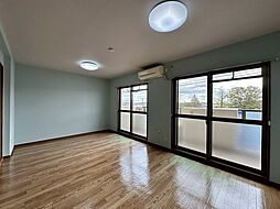 JR山陽本線 庭瀬駅 徒歩7分の賃貸マンション 3階2LDKのリビング/ダイニング